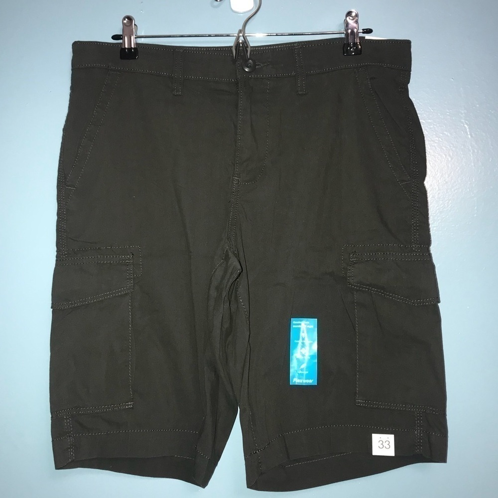 Sonoma flex wear cargo short for him size 32